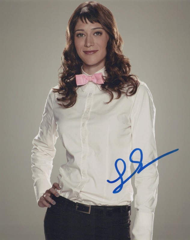 Lizzy Caplan autograph, item FP595845