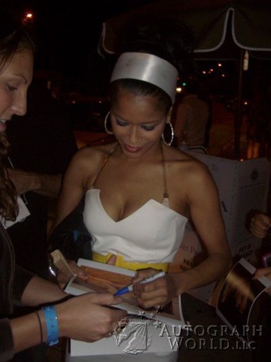 Blu Cantrell autograph