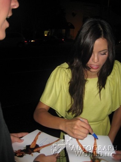 Jenna Dewan autograph