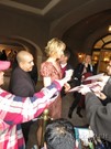 Jenna Elfman signing proof