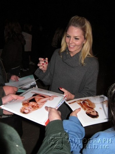 Jennifer Morrison autograph