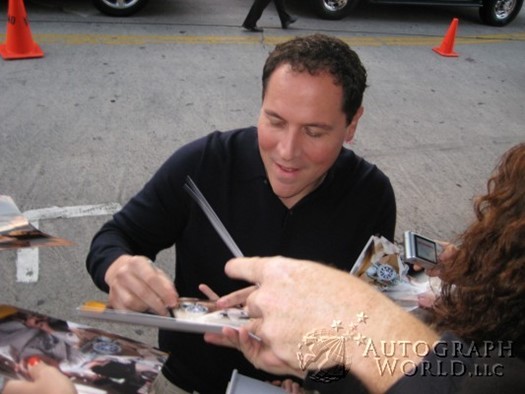 Jon Favreau autograph