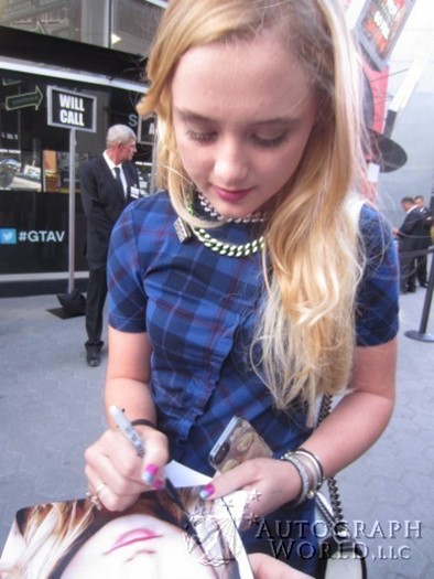 Kathryn Newton autograph