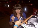 Linda Cardellini signing proof