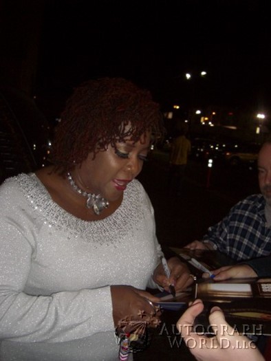 Loretta Devine autograph