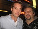 Ryan Hansen signing proof