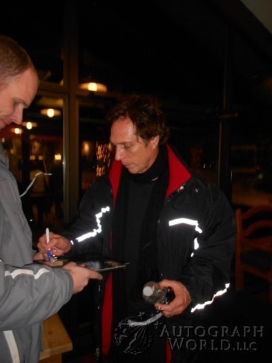 William Fichtner autograph