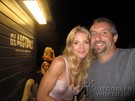 Winter Ave Zoli signing proof